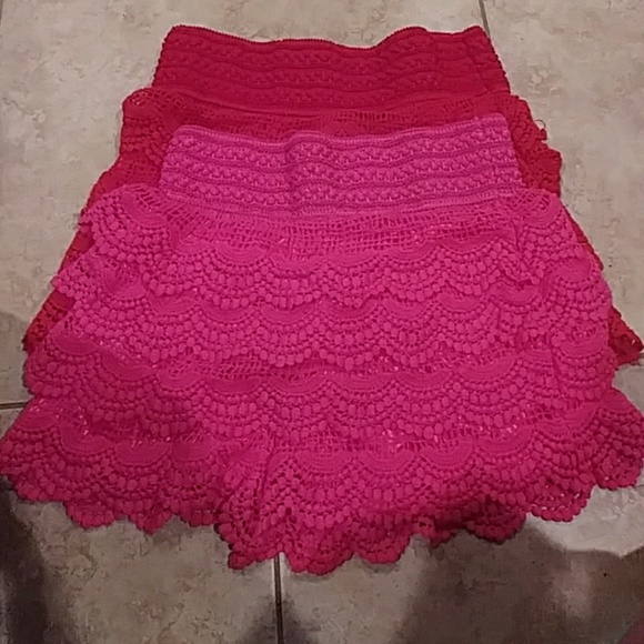 Girls shorts - Picture 2 of 2